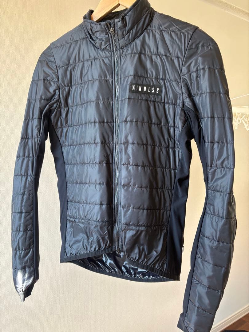 NDLSS ブラック サイクルジャケット NDLSS』SS23レビュー：洗練されたデザインの極み。 - LOVE CYCLIST