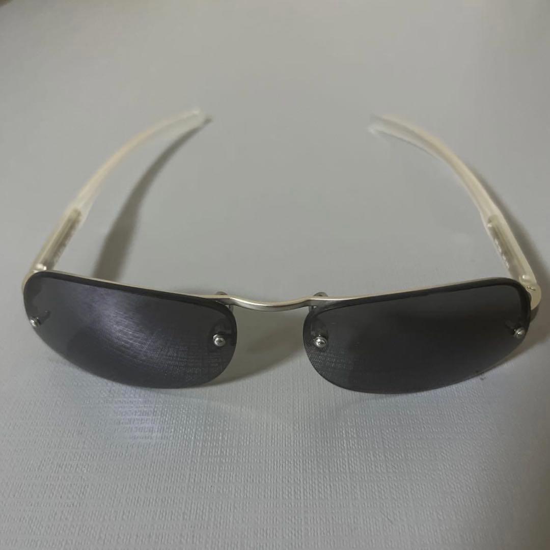 RACHEL着用モデル PRADA リムレス サングラス - メルカリ