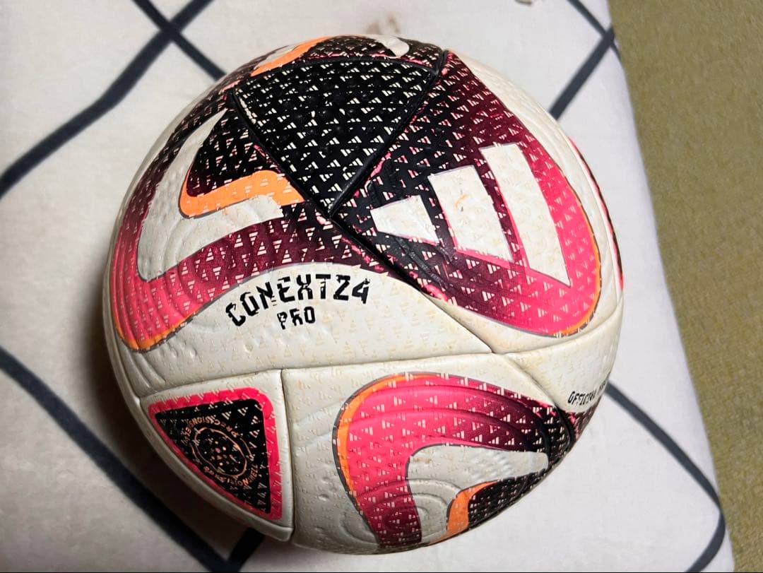 adidas サッカーボール・公式・コネクト24 Pro 5号球　定価22000 adidas アディダス コネクト24 プロ 5号球(ホワイト) AF580 サッカー