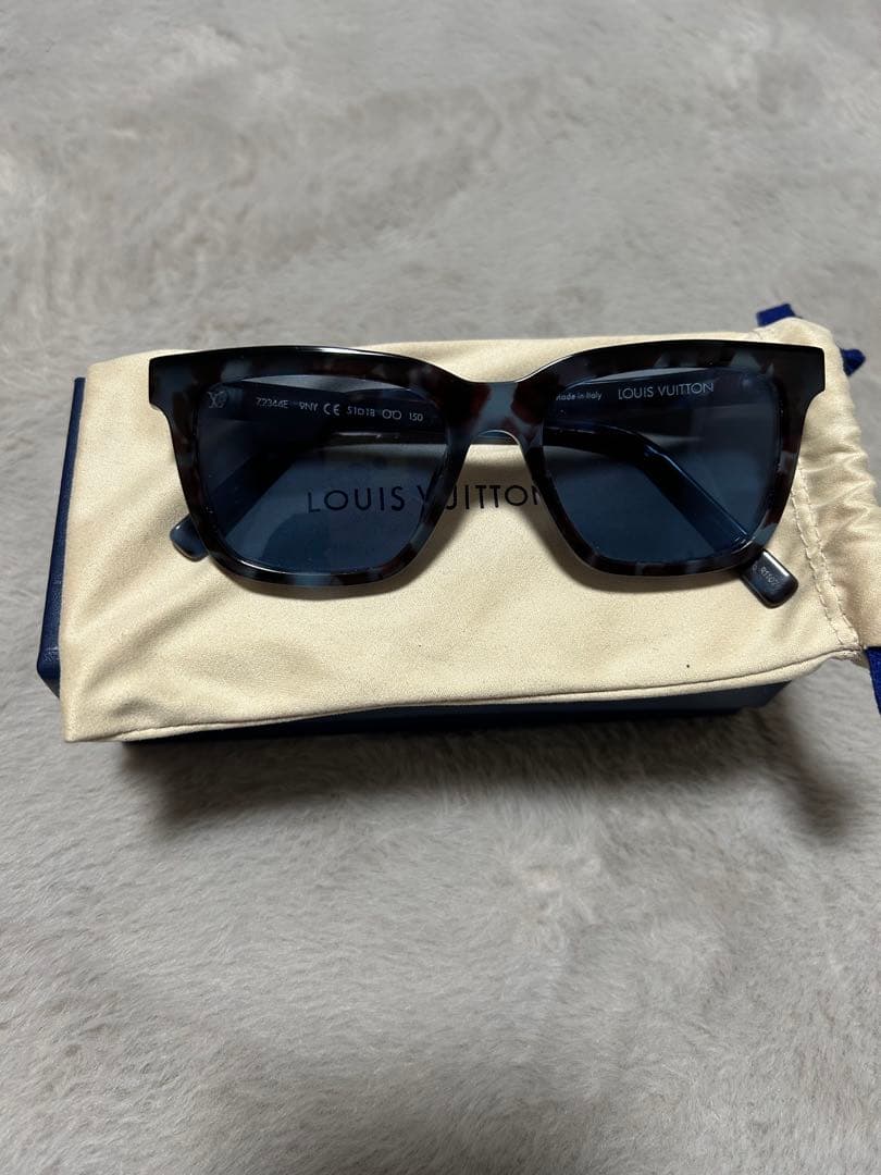 LOUIS VUITTON スクエアサングラス Z2346E louis-vuitton--