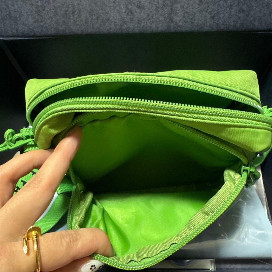 ふ*寝様 HUMANMADE グリーンショルダーバッグ - メルカリ