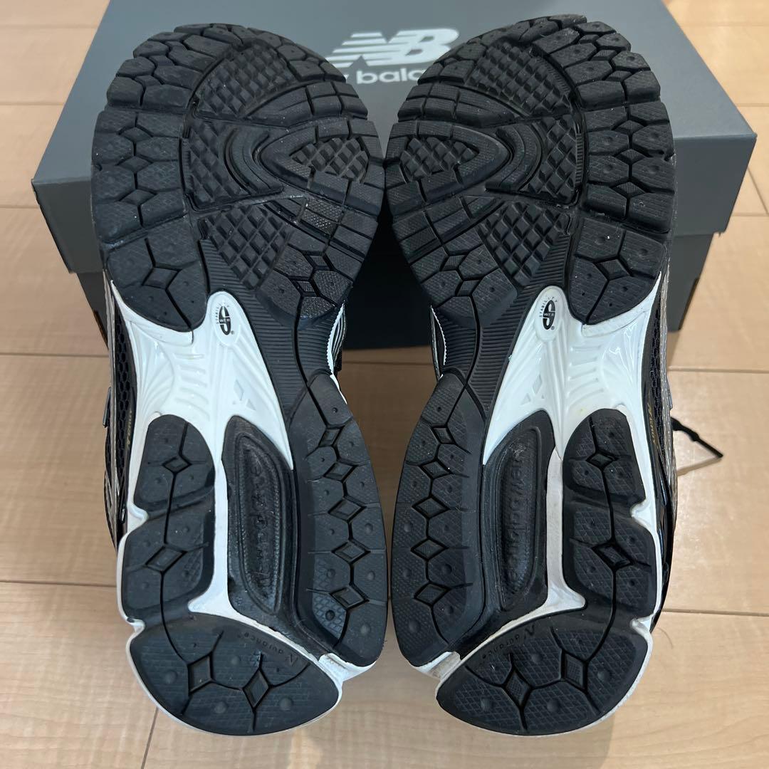 定価19,800円　New balance U1906RCF 27.5cm