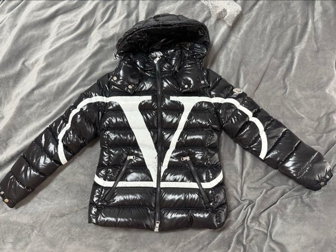 Moncler x Valentino ダウンジャケット【38】　【お買い得】 中古・古着通販】MONCLER (モンクレール) VALENTINO (ヴァレンティノ