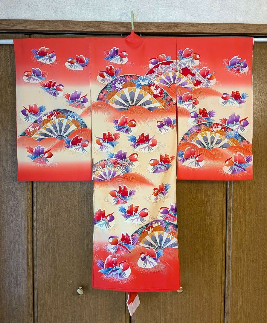 新品「即決価格」正絹産着祝着京友禅豪華刺繍、金彩仕様、特選大鷹と祝