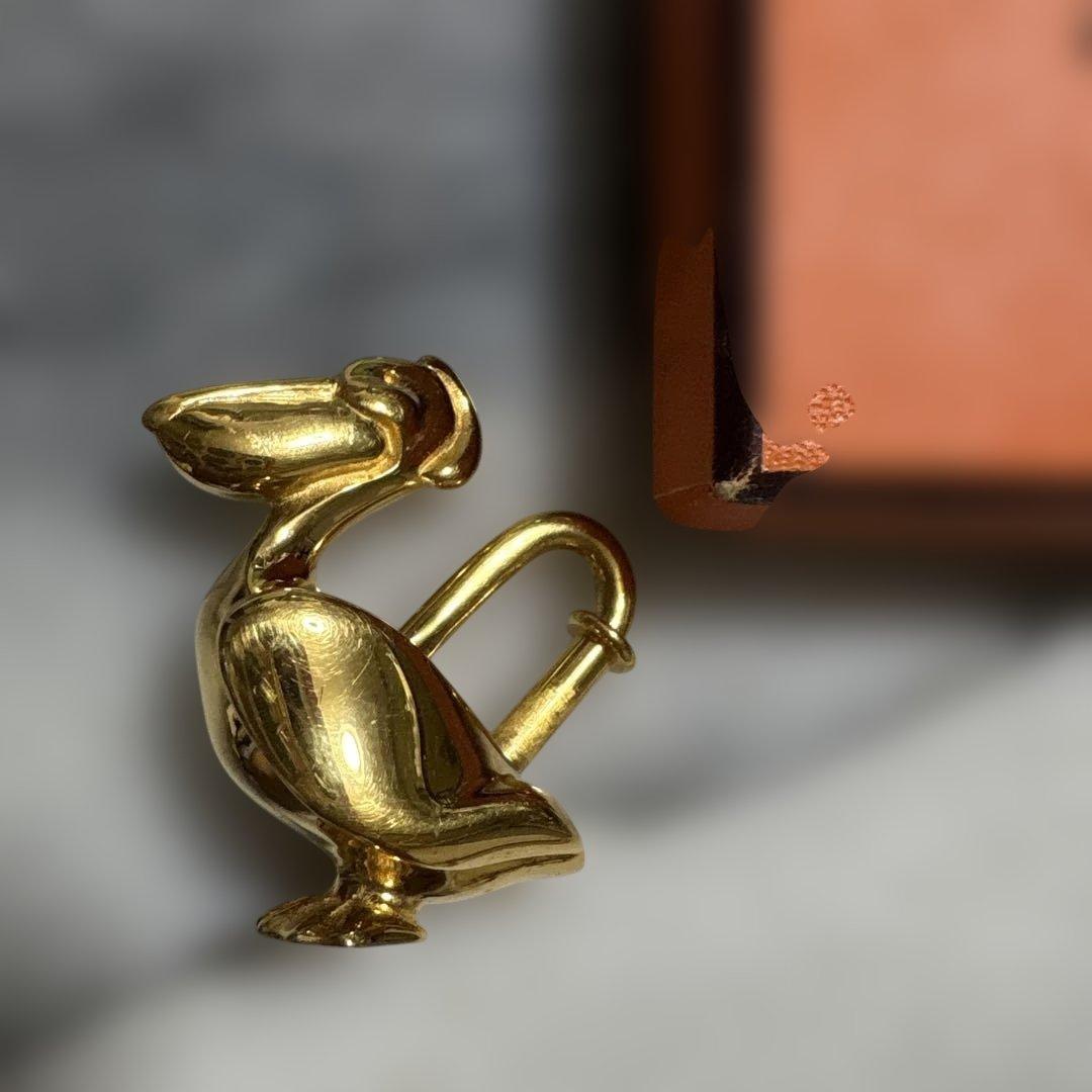 HERMES 1992年限定 カデナ ゴールド ペリカン チャーム　箱付き 楽天市場】HERMES エルメス ペリカンカデナチャーム 1992年限定