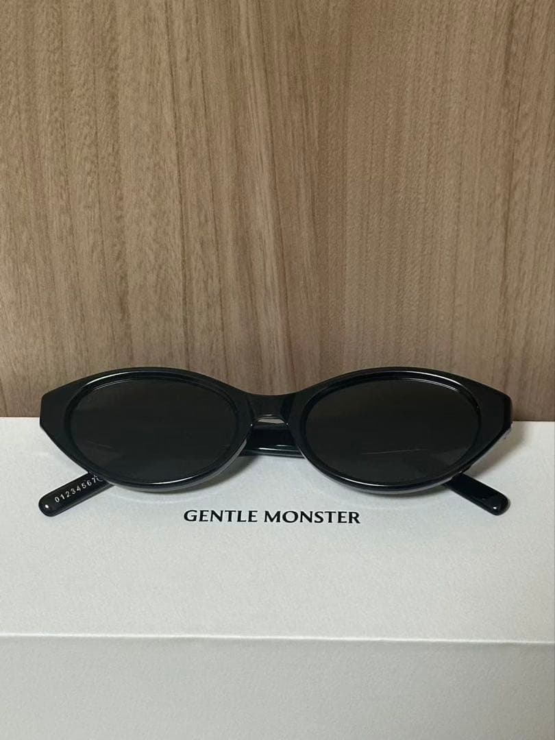 ジェントルモンスター　GENTLE MONSTER MM209 黒色 Maison Margiela - MM209 01 | Gentle Monster INT 公式オンラインストア