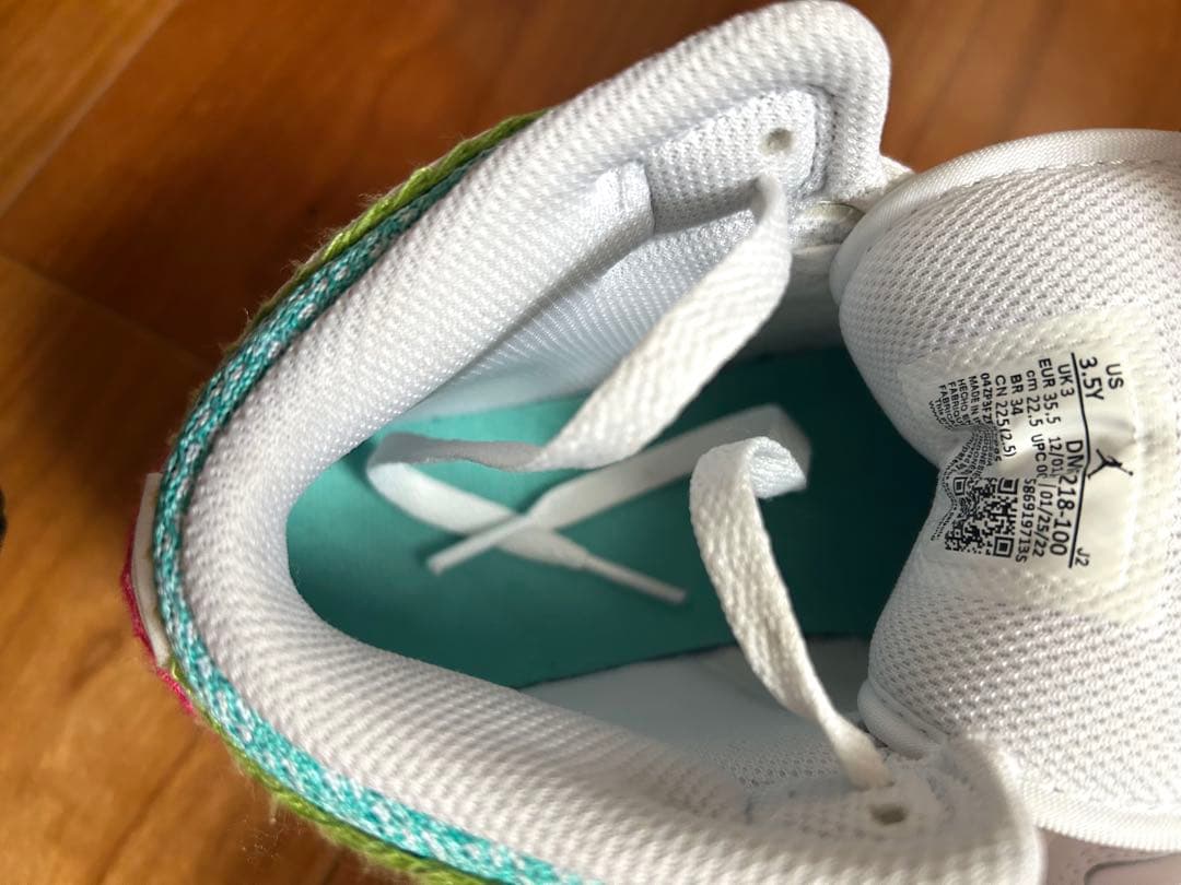 NIKE Air Jordan 1 Mid ホワイト/ターコイズ / オレンジ - メルカリ