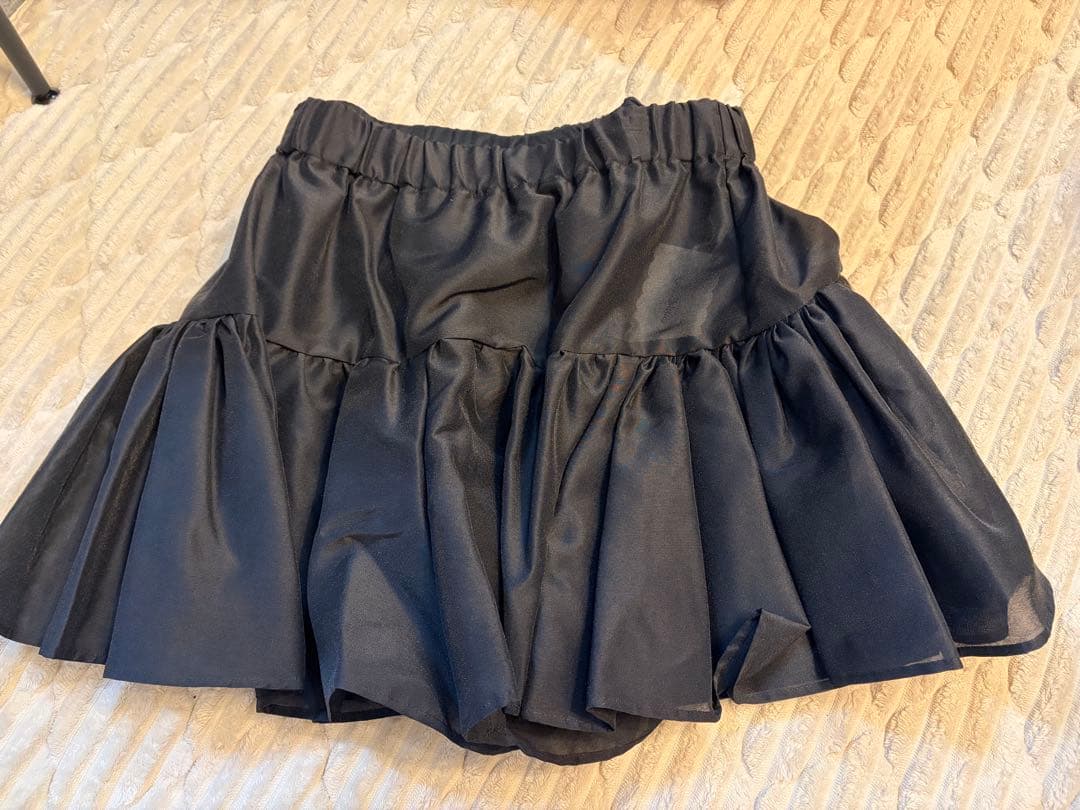 新品タグ付き☆ロージーモンスター ルアナショートパンツ 黒 - メルカリ