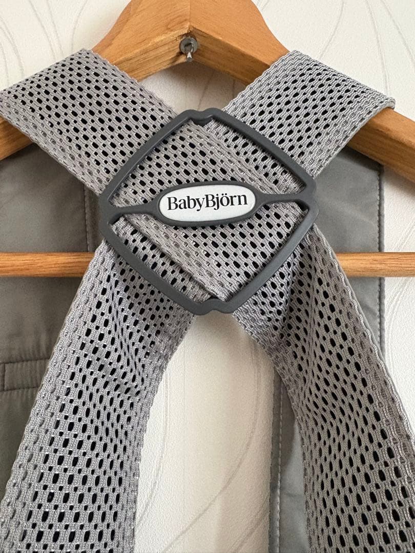 BabyBjörn 抱っこ紐 グレー メッシュ - メルカリ