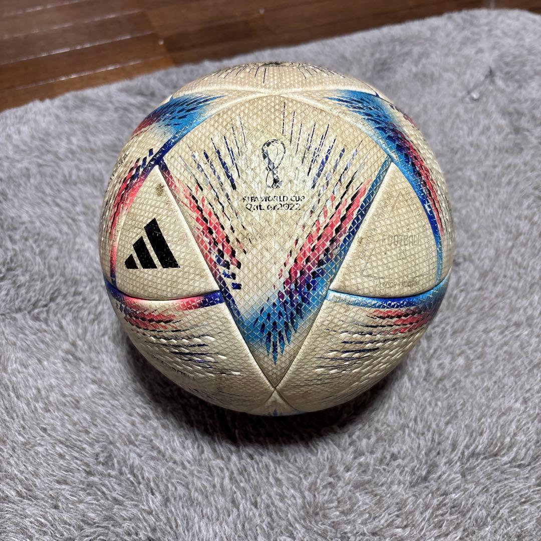 adidas 2022 FIFAワールドカップ サッカーボール アルリフラ - メルカリ
