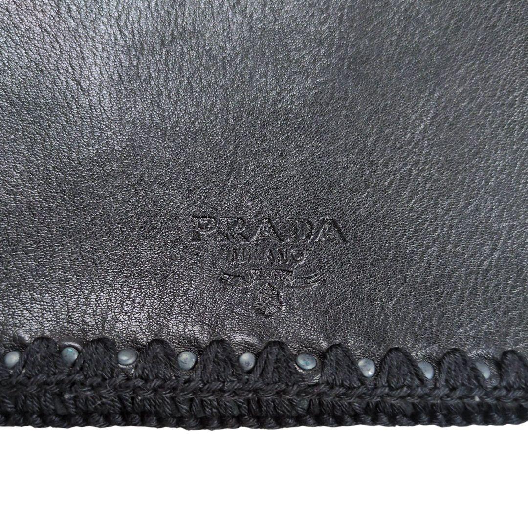 希少】PRADA ロゴ型押し オールレザー マフラー