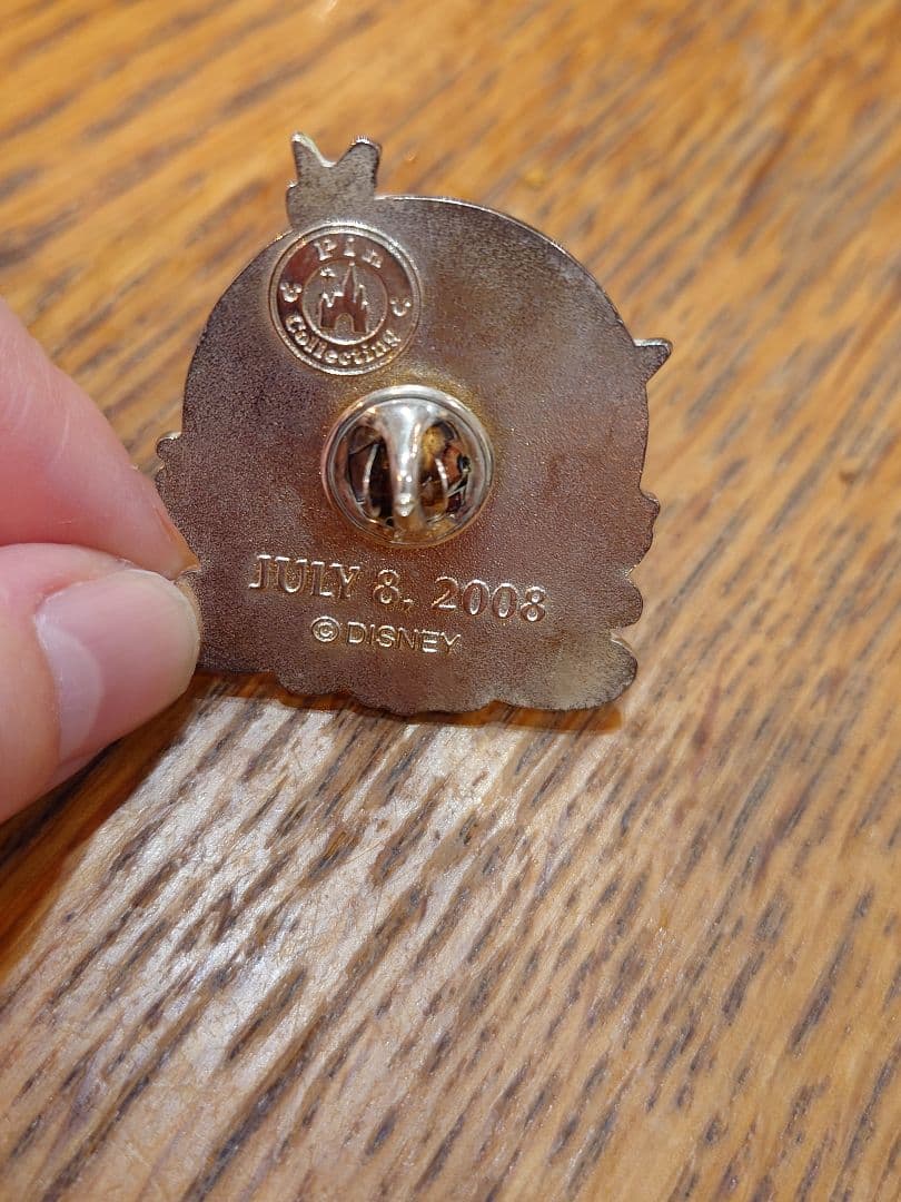 値下】ディズニーランドホテル オープニング記念ピンバッジ 非売品