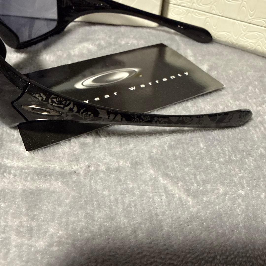 Oakley One Year Warranty ブラック サングラス - メルカリ