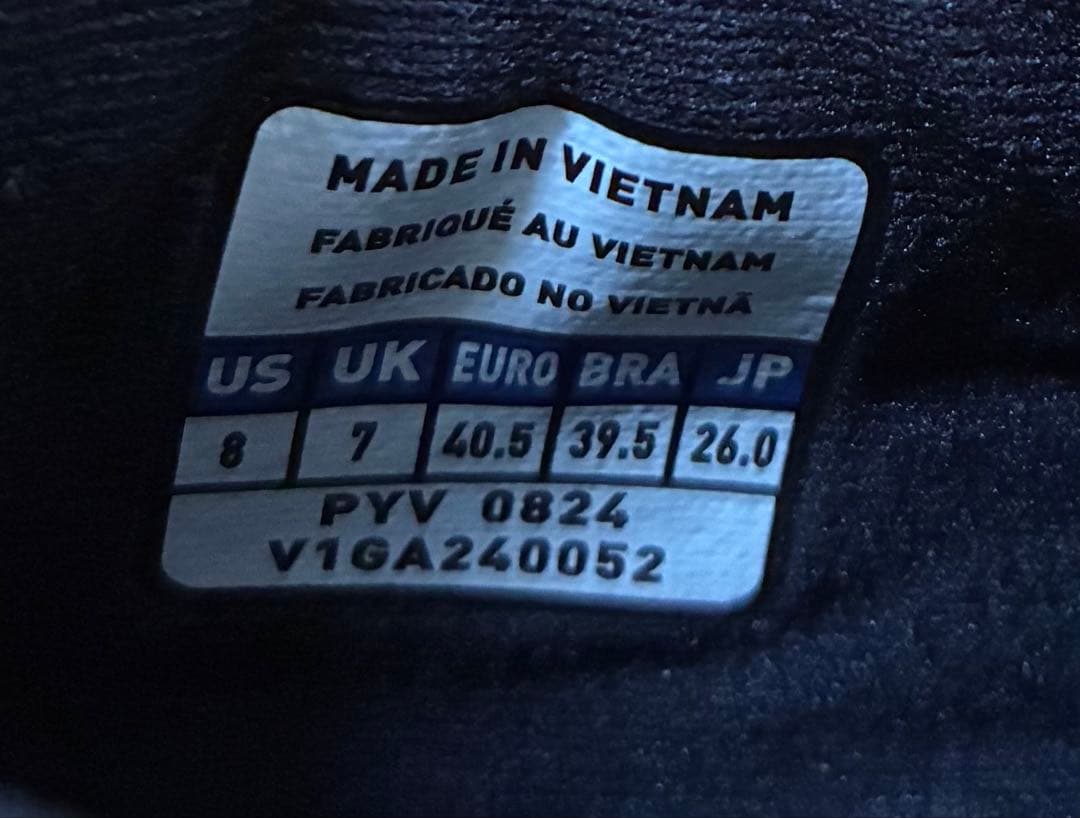 【メンズ 26.0cm】ミズノ ウェーブライトニング Z8 Mizuno