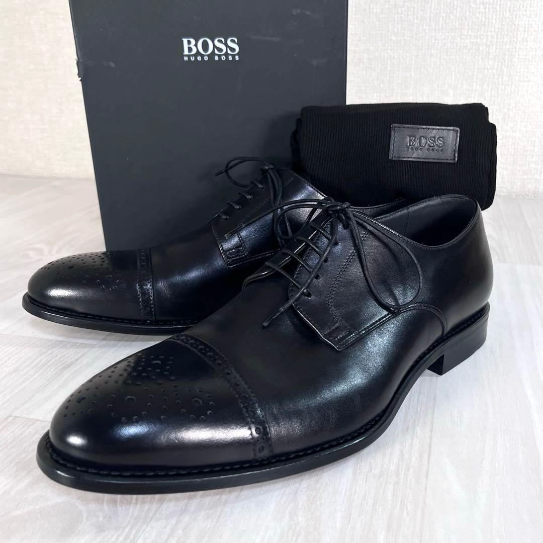 【未使用級】HUGO BOSS　革靴　ストレートチップ　メダリオン　現行モデル 2026年最新】Hugo Boss シューズ型：ストレートチップ ドレス