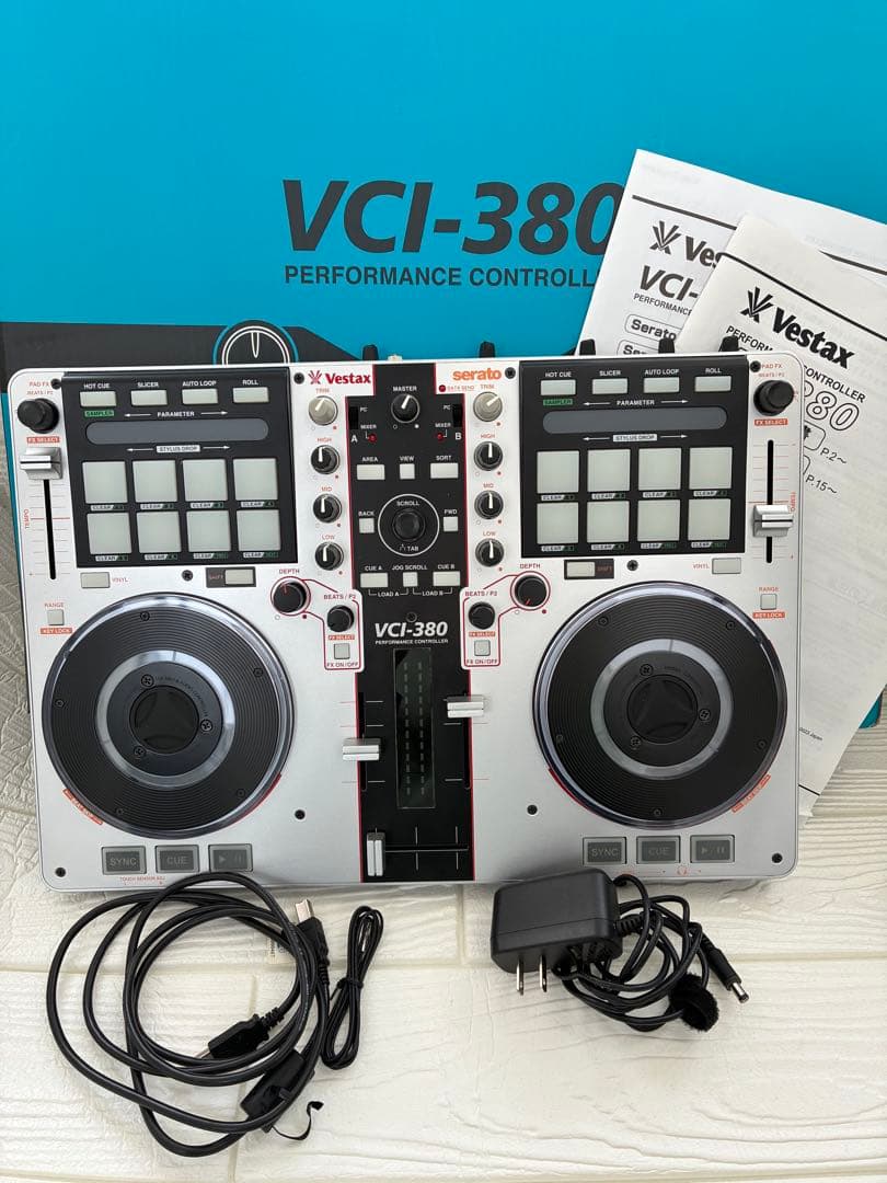 DJ機材 Vestax VCI-380 REVIEW: Vestax VCI-380 DJ Controller Part 1 – DJWORX