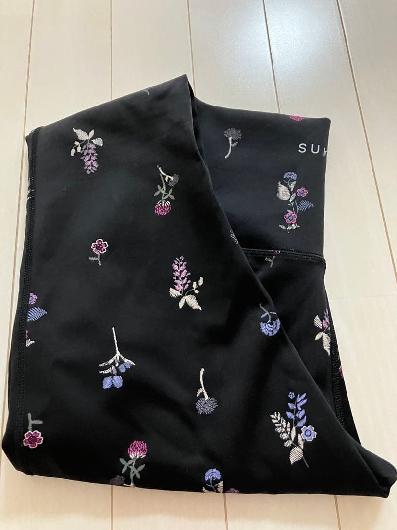 スカーラ sukala レギンス　花柄　黒　S ホットヨガ　LAVA ピラティス SUKALA】フラワーレースレギンス(XS・S・M・L・LLサイズ ブラウン