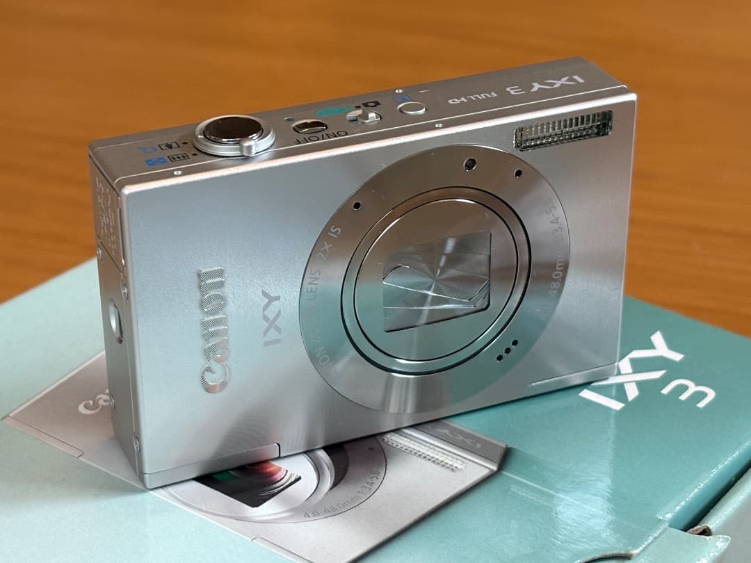 完動品! Canon IXY デジタルカメラ バッテリー・メモリーカード付き