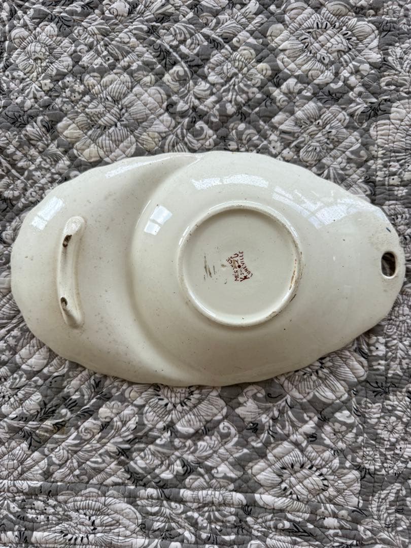 フランスアンティークリュネビィル窯のMesangeソーサーデザート