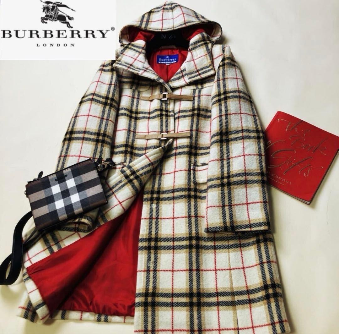 Burberry チェック柄 フード付き　ダッフルコート　ロングコート Burberry チェック柄 フード付き ダッフルコート ロングコート