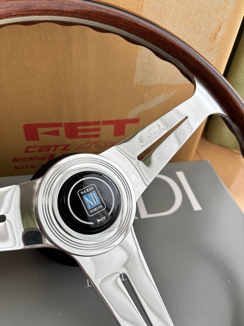 T様専用 NARDI ウッドステアリング 大径38π 美品 正規品 FET - メルカリ