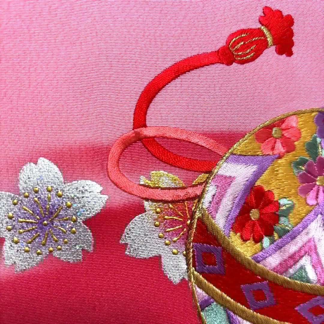 《新品》日本製 特選刺繍 ぼかし京友禅 本金銀箔技法 お宮参り 産着 たとう紙付