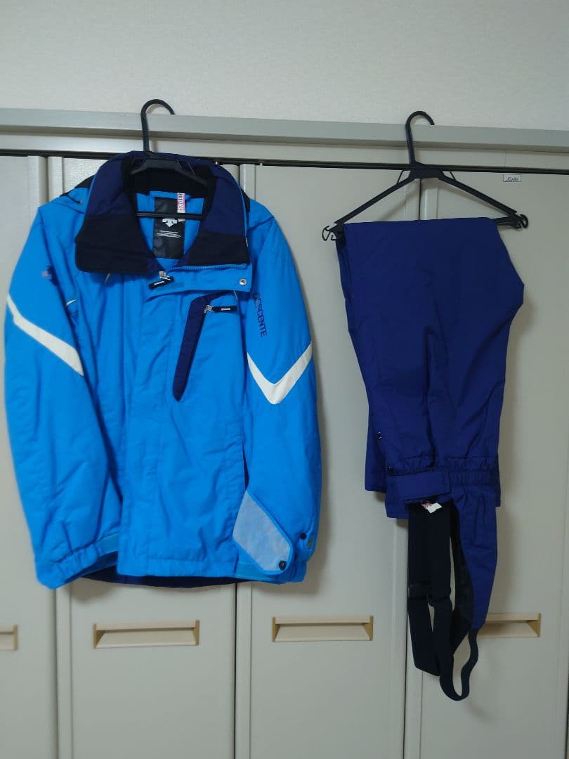 CEREBRITE スキーウェア 水色ジャケットとパンツセット（おまけ付き） スノーボードウェア 上下セット メンズ レディース スキーウェア 男女