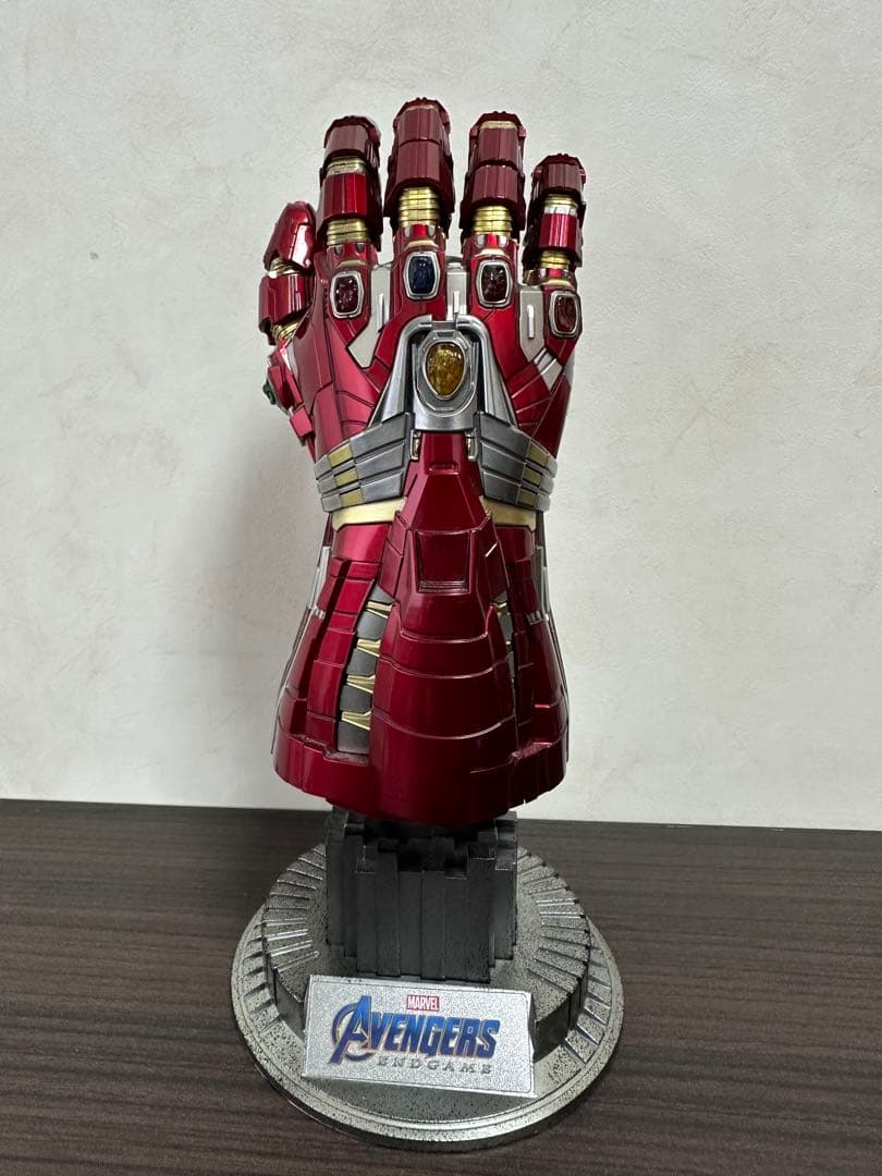 ホットトイズ ナノガントレット ハルク版 1/4 インフィニティ