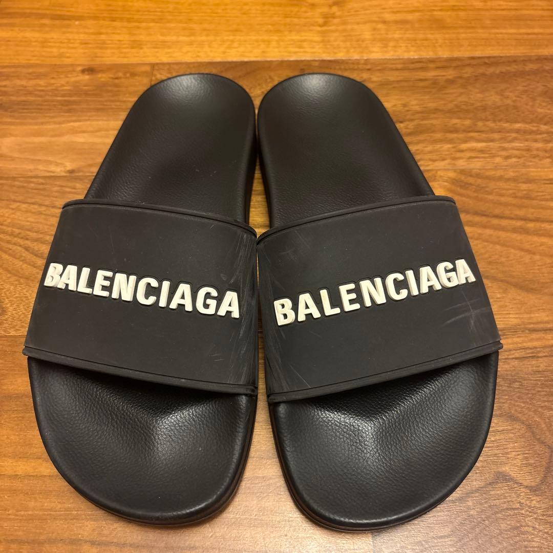 バレンシアガ　サンダル　24.5 BALENCIAGA - ブラック / メンズ POOL SLIDE サンダル | LATIN EVE