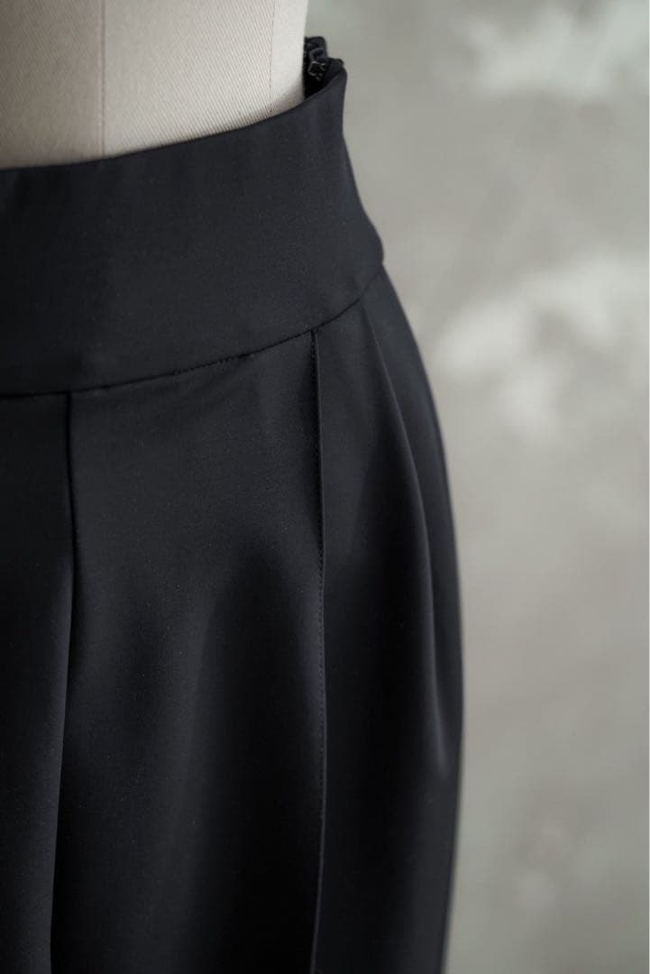 roughlow SOFT VERTICAL PANTS(navy) roughlow SOFT VERTICAL PANTS(black)