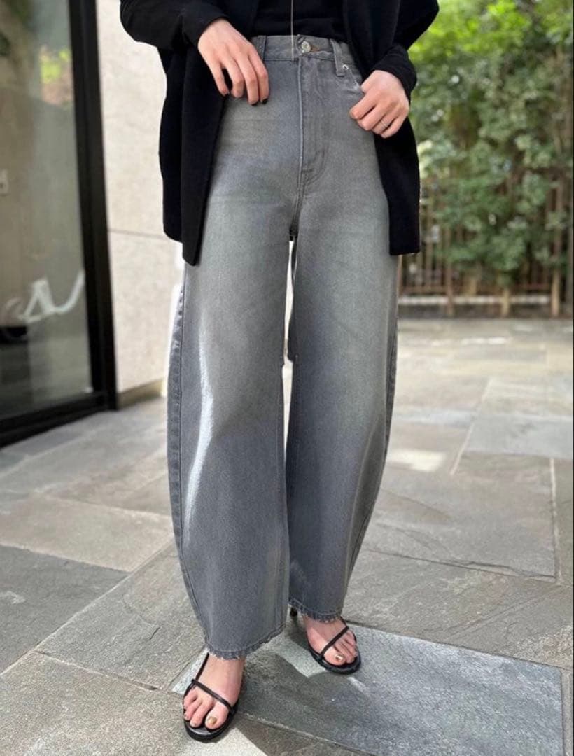 カレンソロジー ＆RC ユーズドカーヴィーデニムパンツ グレー サイズ