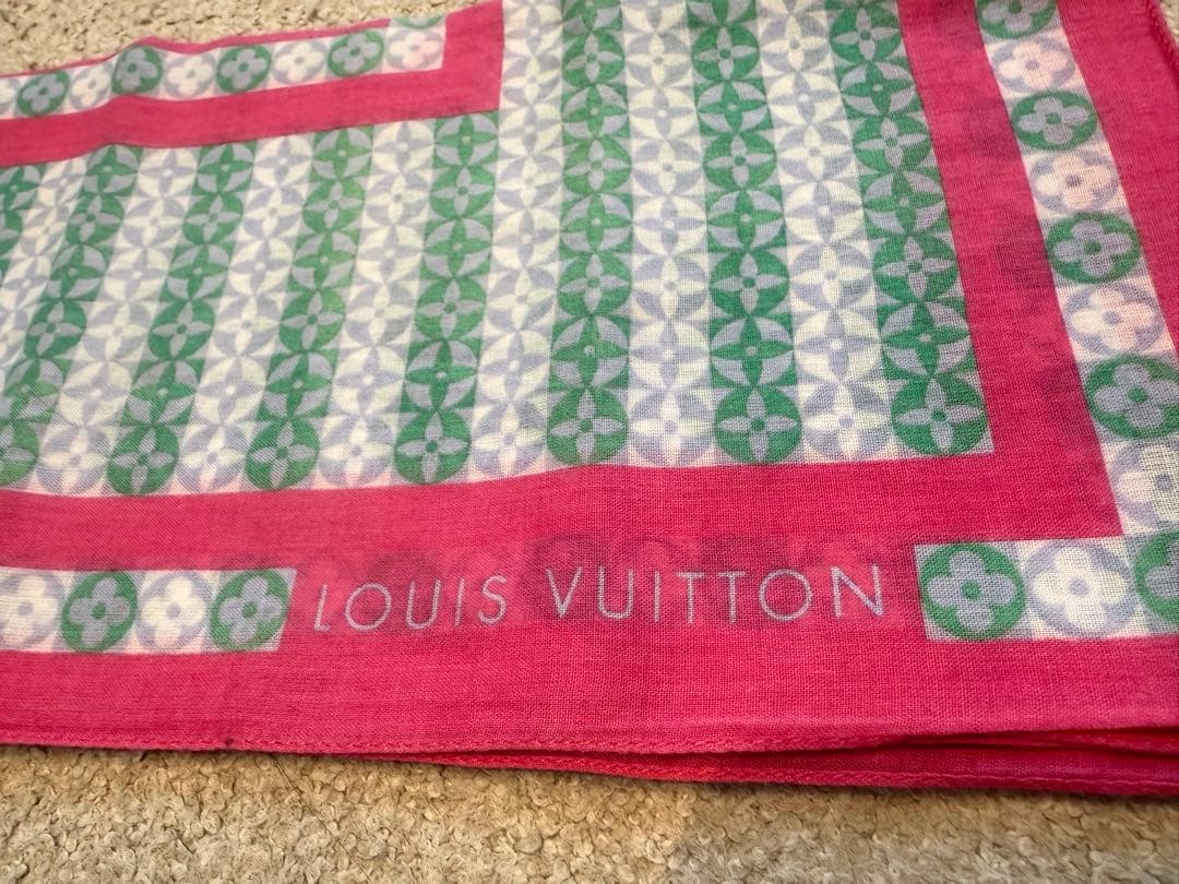 ルイ・ヴィトン Louis Vuitton ハンカチ 中古・古着通販】LOUIS VUITTON (ルイ ヴィトン) ハンカチ｜ブランド