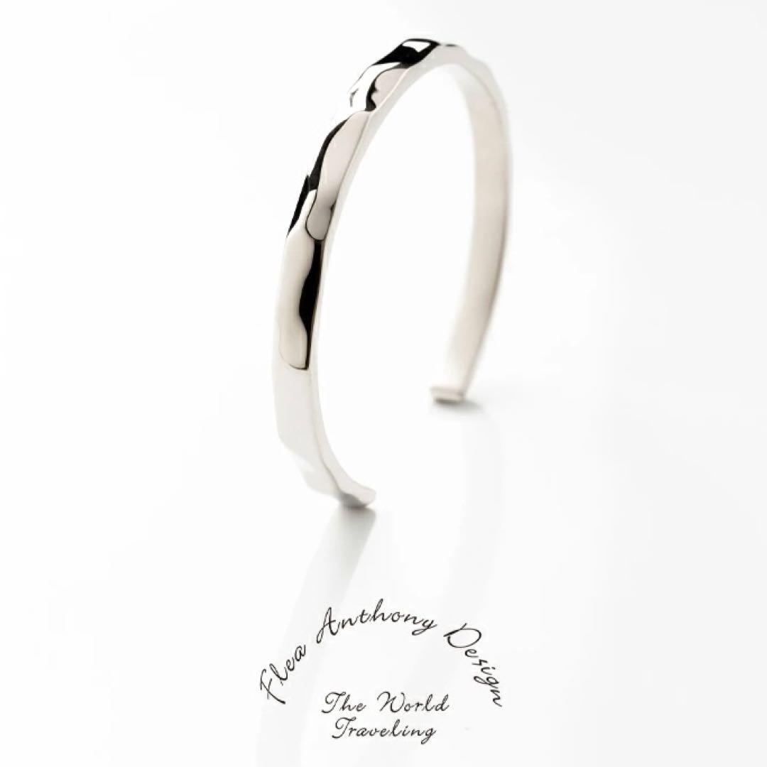 Flea Anthony Design シルバー タタキ バングル ブレスレット Flea Anthony Design シルバー タタキ バングル ブレスレット - メルカリ