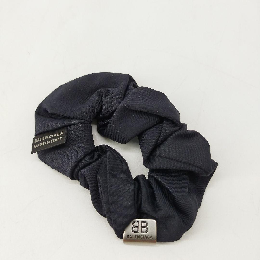 19131✨️バレンシアガ シュシュ ロゴプレート ブラック 髪留め Holli
