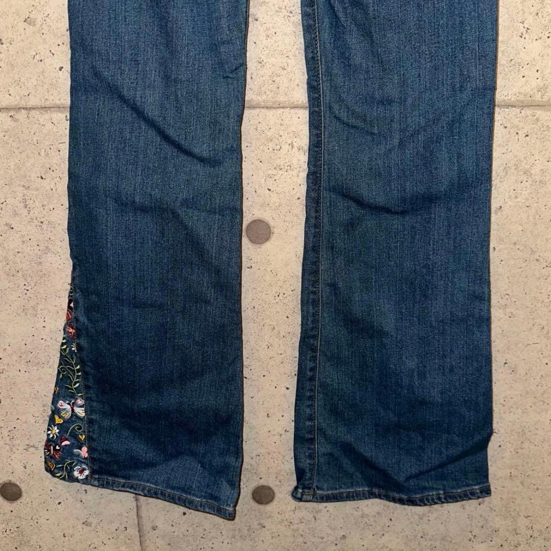 【TINA:JOJUN】《24時間内発送》刺繍入りデニムパンツ　ダークブルー　S