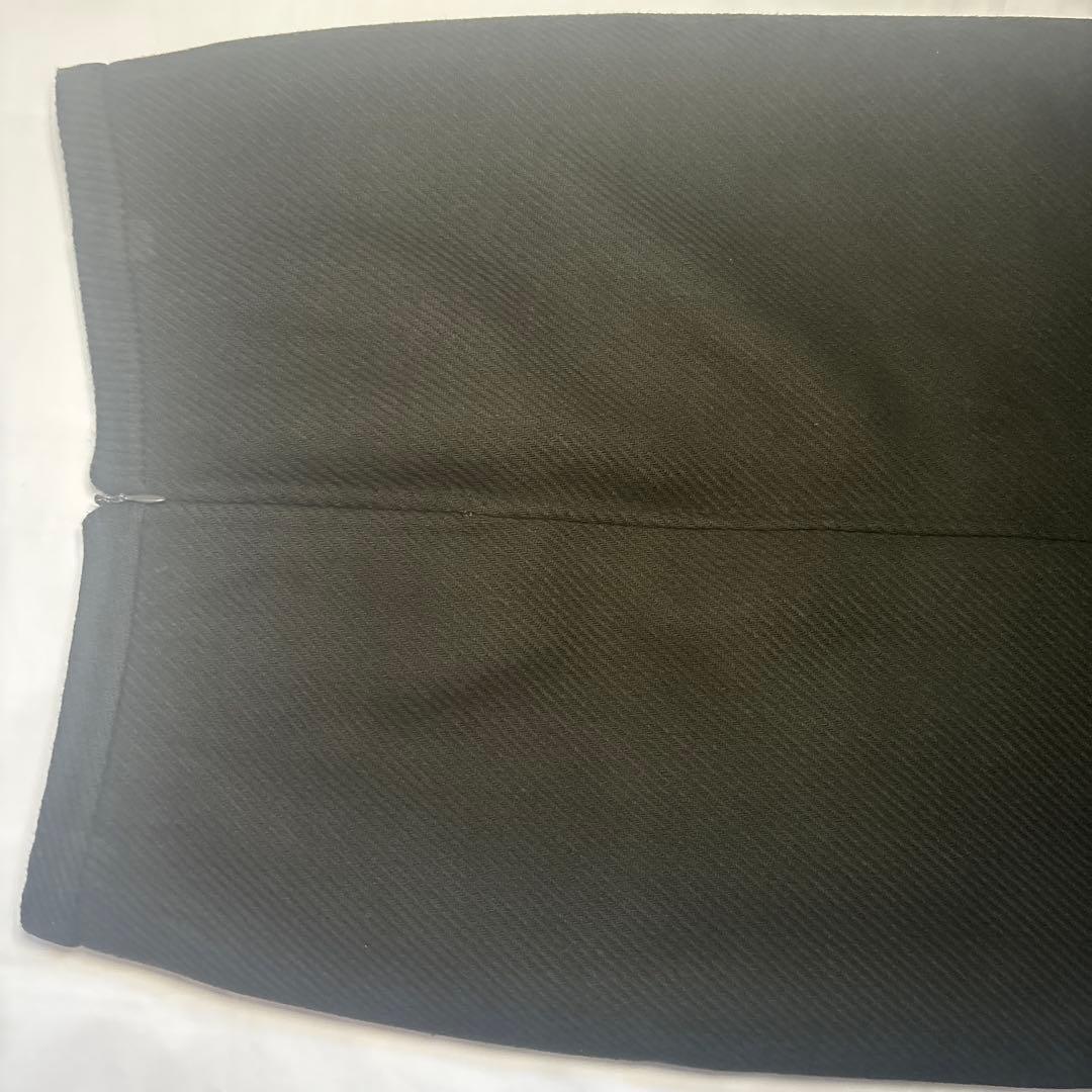 PRADAプラダ カーキ 100%ウール スカート サイズ42