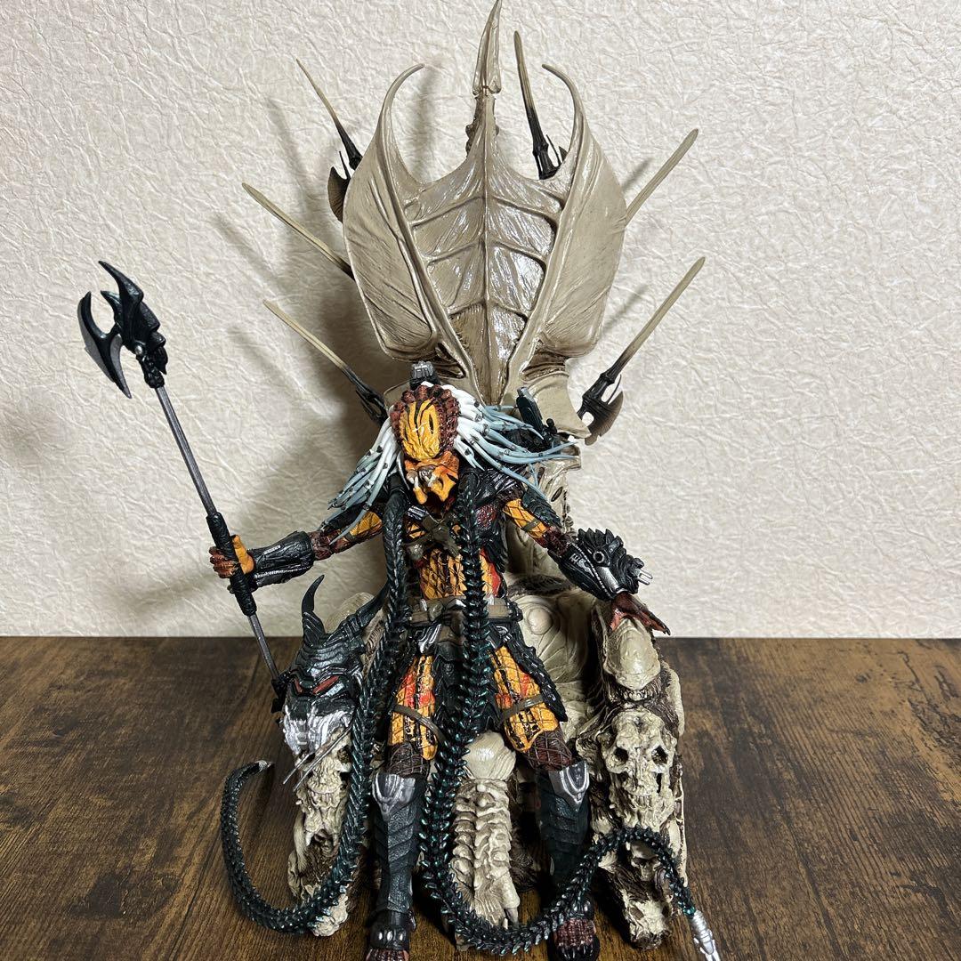 NECA プレデター クランリーダー & ボーン・スローン - メルカリ