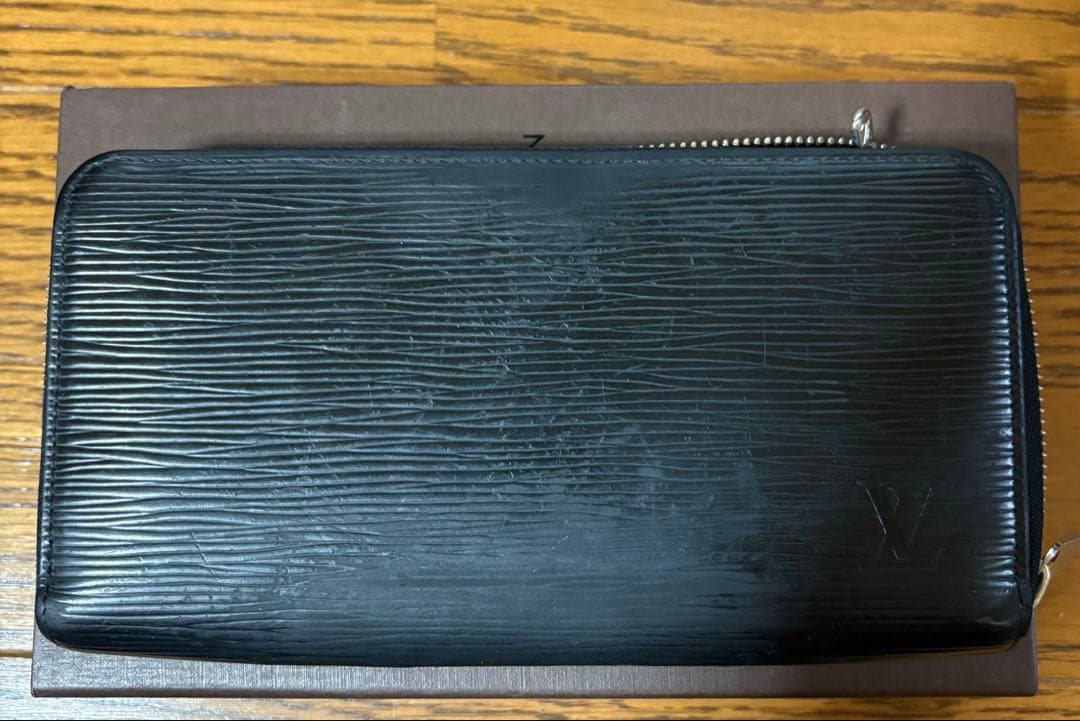 ルイ・ヴィトン 長財布 ブラック エピ LOUIS VUITTON（ルイ・ヴィトン） M61857 エピ ジッピー・ウォレット