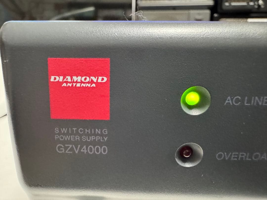 ダイヤモンドアンテナ　スイッチング安定化電源　４０アンペア GZV4000 第一電波工業 ダイヤモンド GZV4000 スイッチングモード 直流安定化