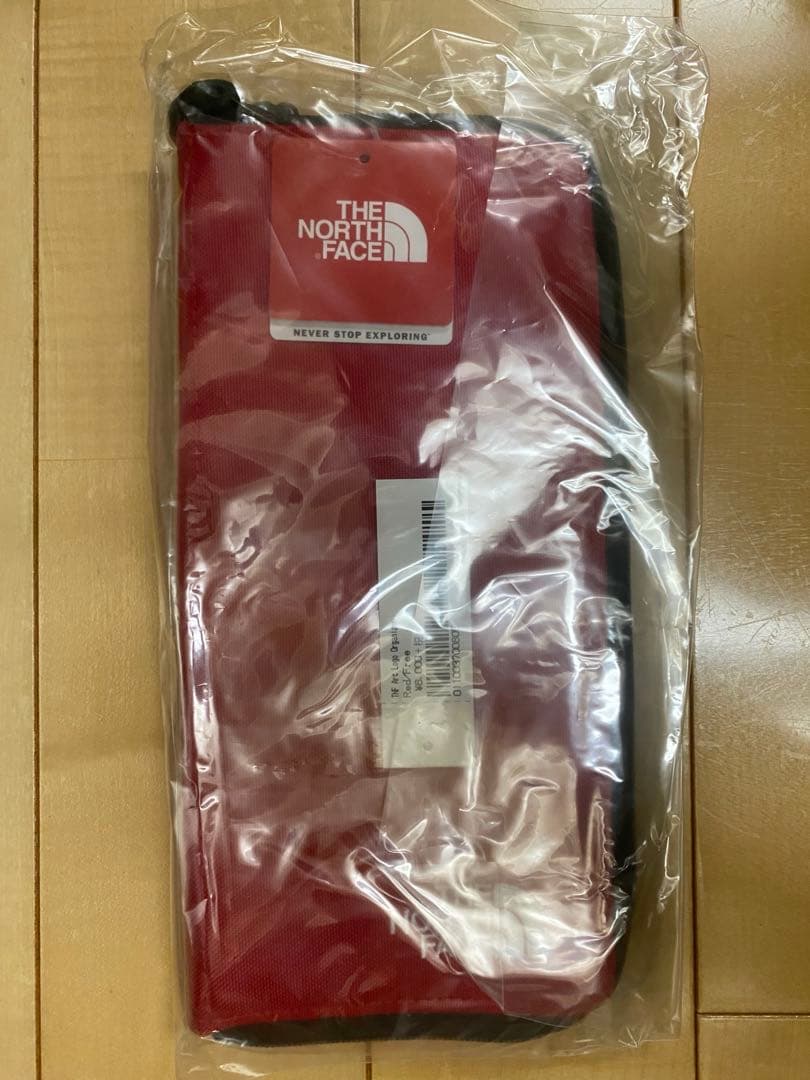 SUPREME®/ TNF ARC LOGO ORGANIZER - メルカリ