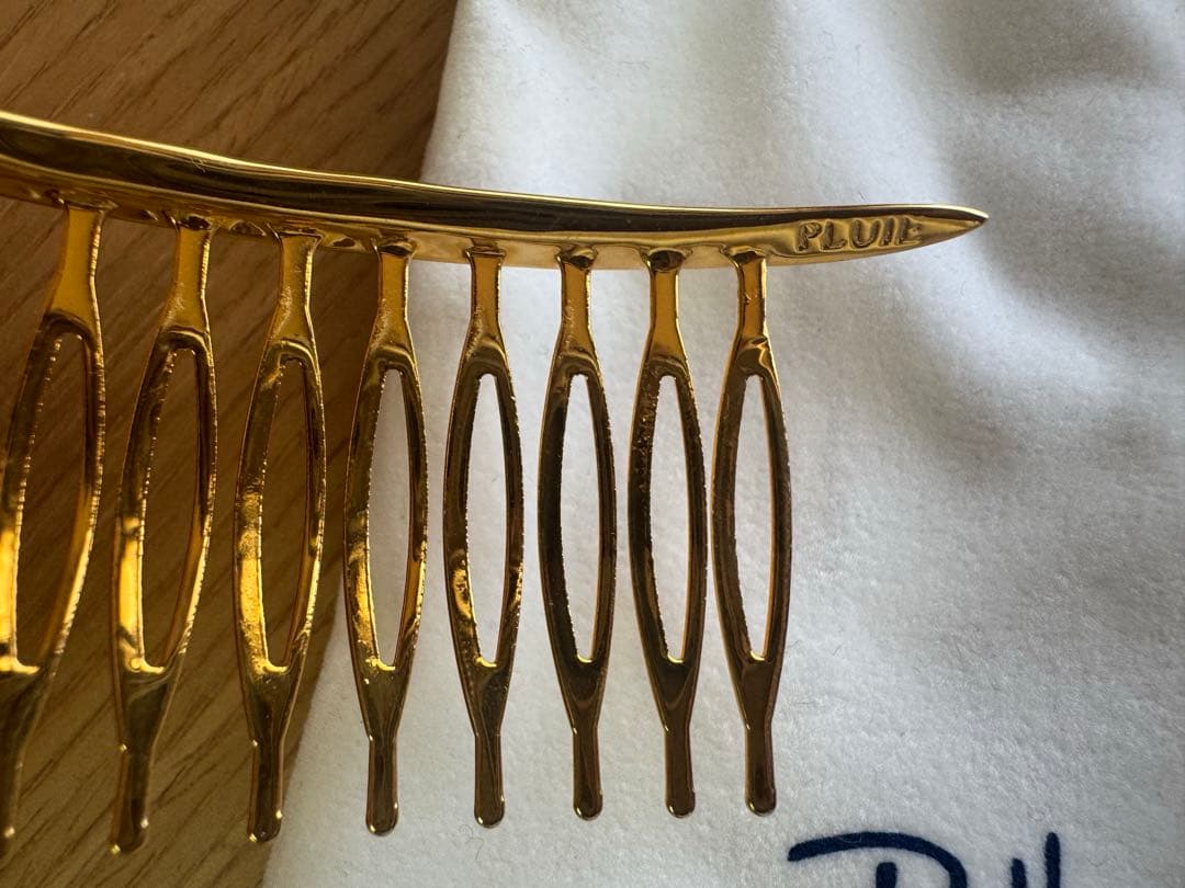 プリュイ PLUIE クレセントショートコーム ゴールド - メルカリ