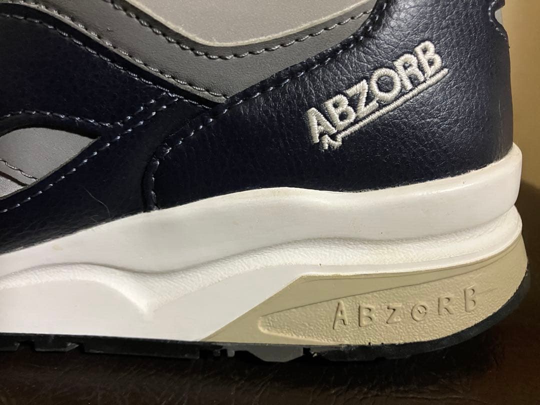 【綺麗】New Balance CM1600LV 26.0cm ニューバランス