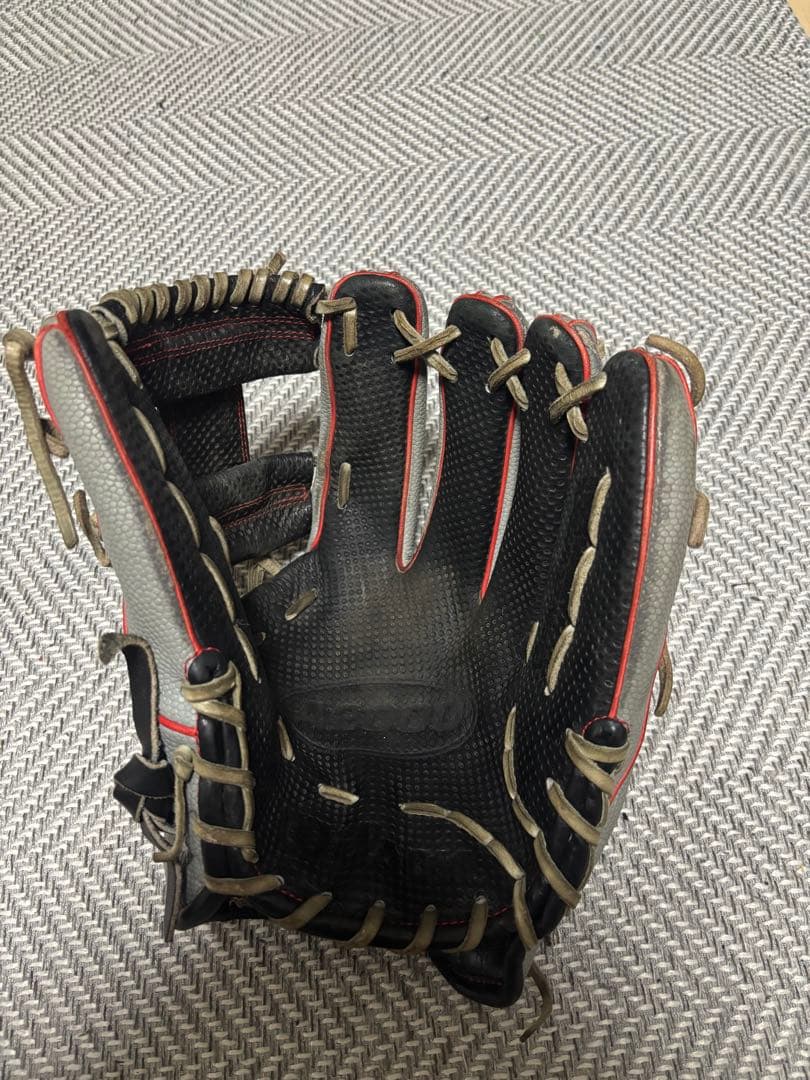 海外Wilson 品番197511.75インチ 硬式 野球グローブ 内野手用