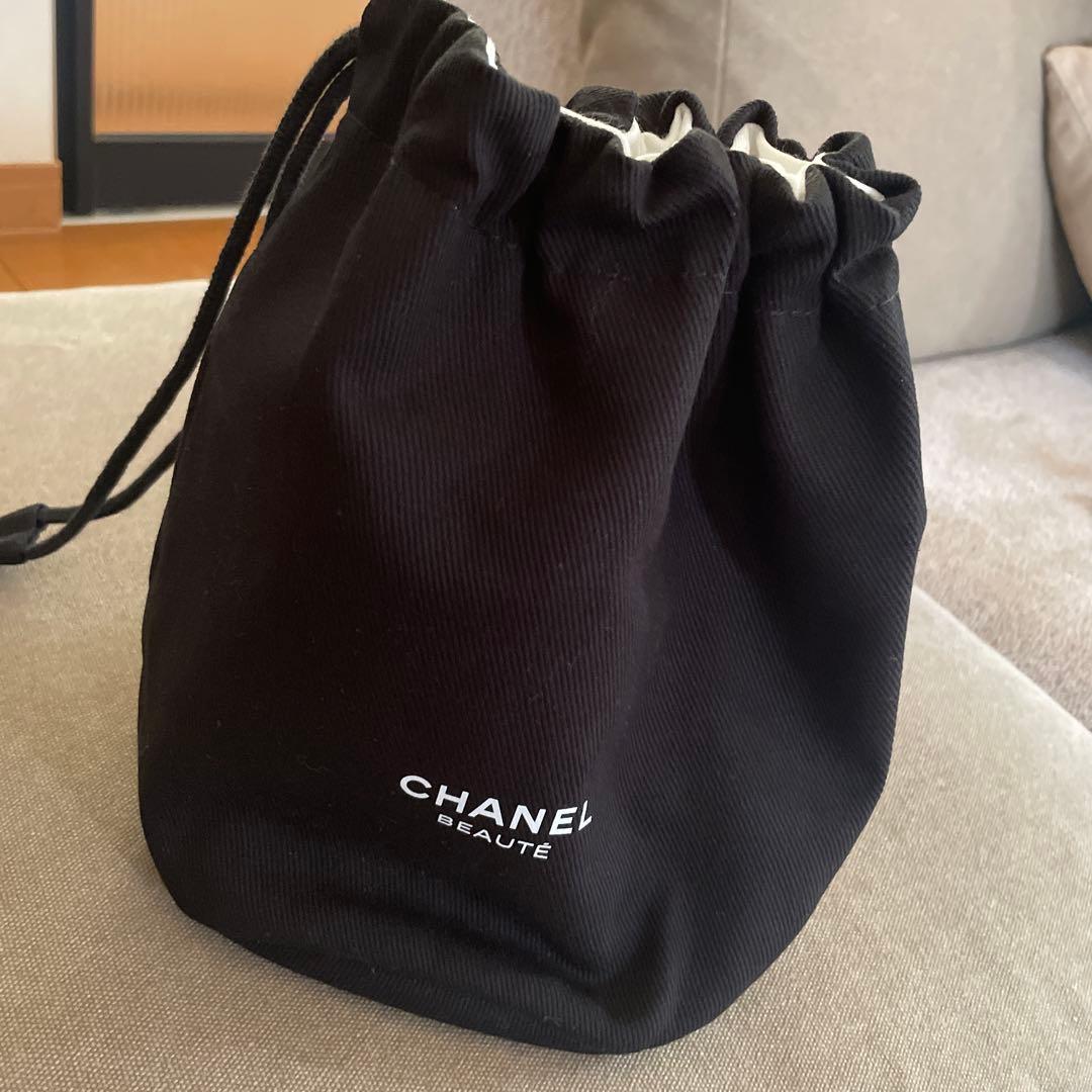 巾着ポーチ CHANEL ブラック コスメポーチ - メルカリ