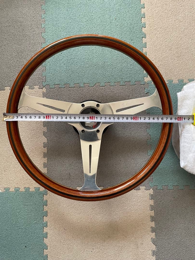 希少大径サイズ ランクル80 ナルディステアリング39㎝ ボス付き 当時物