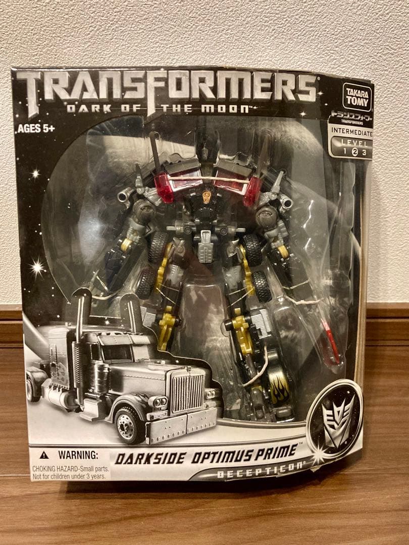 限定品トランスフォーマー ダークサイドオプティマスプライム オプティマスプライム｜トランスフォーマー｜商品情報｜メタコレ