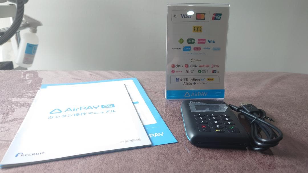 新品未使用・付属品有】Airペイ エアペイ リクルート カードリーダー