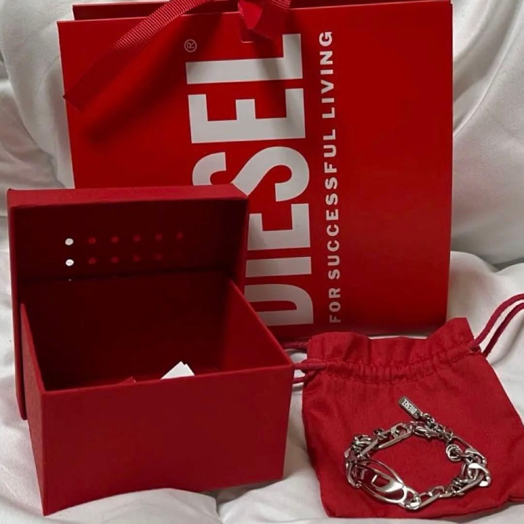 ARARE専用 diesel ブレスレット Dx1599040 - メルカリ