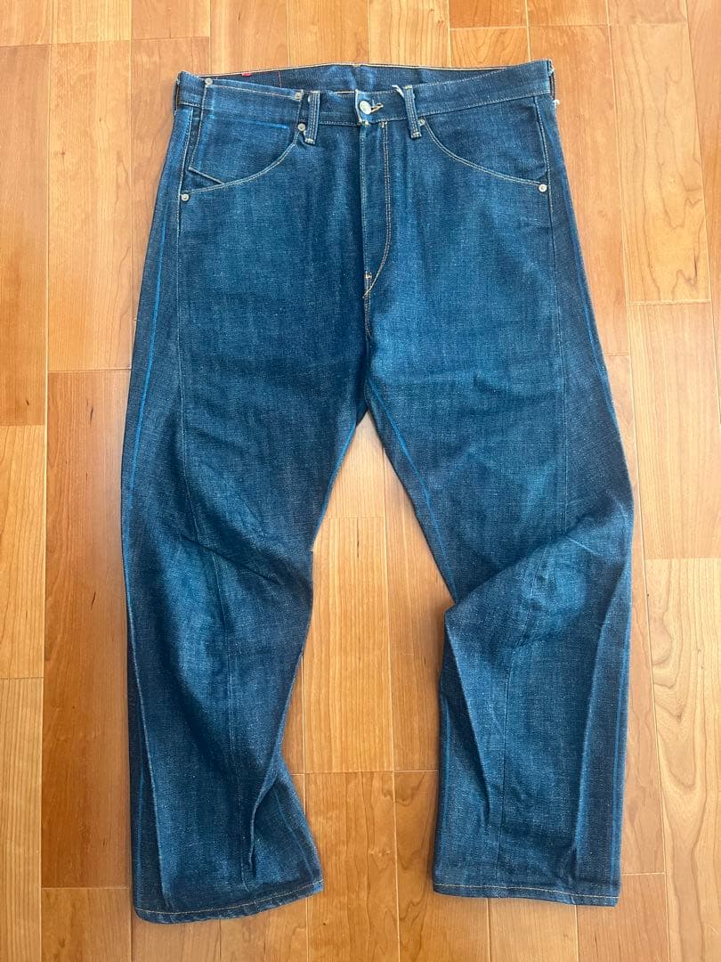 LEVI'S RED 1st STANDARD ブルーライン W34 LEVI'S RED 1st STANDARD ブルーライン W34 - メルカリ