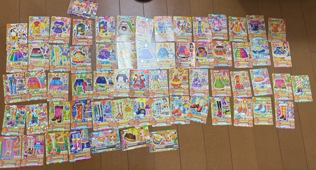 アイカツカード全310枚＋学生証2枚 - メルカリ